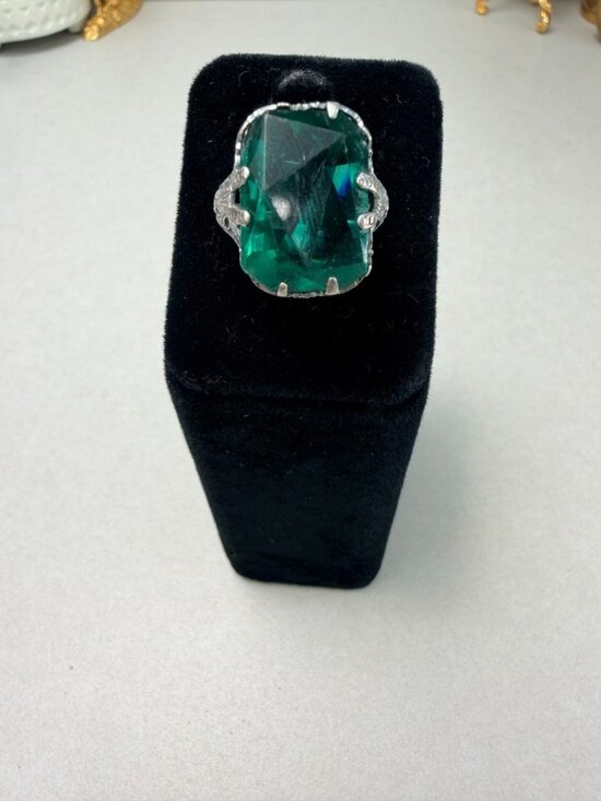 Unbranded Jewelry - Stunning Vtg Art Deco Green Glass Ring Sterling Silver Filigree Statement Sz 6